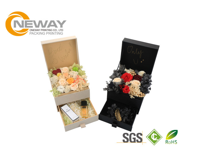 Universal Cube Flower Paper Box with CMYK Full Color Offset Printing